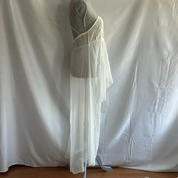 Kimchi Blue Lillian Lace Bib Tank - Picture 3 of 13